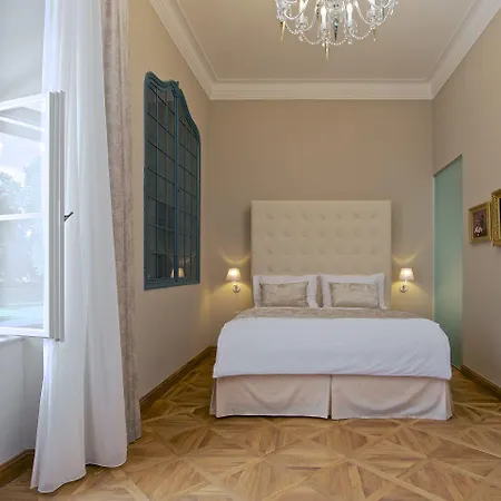Zamek - & Hotel