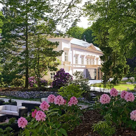 Hotel Zámek - Hotel&resort