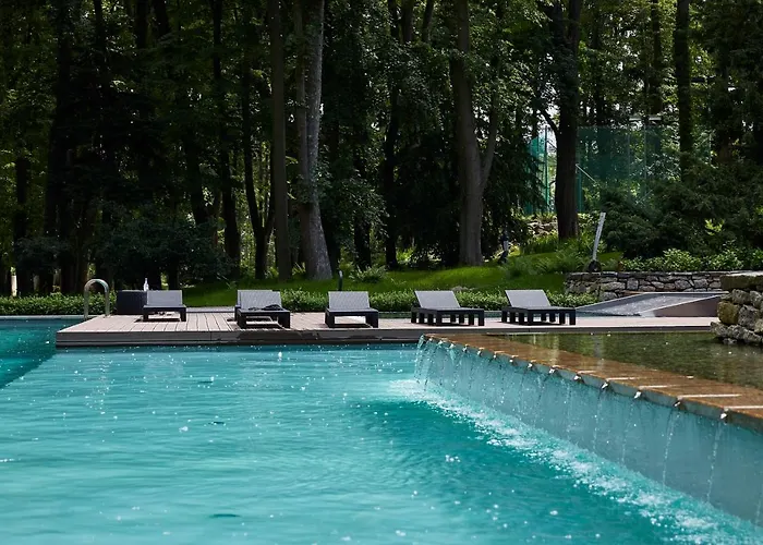 Zámek - Hotel&resort Hotel 4*