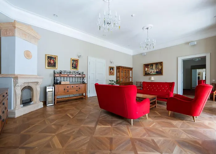 Hotel Zámek - Hotel&resort Ratmerice