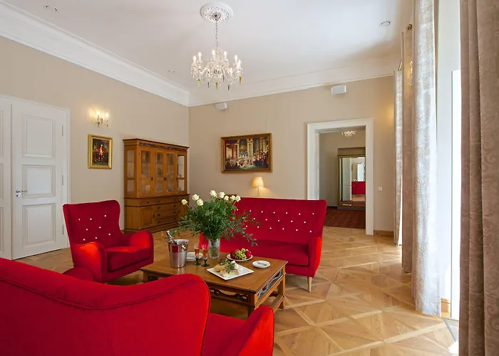 Zamek - & Отель 4*