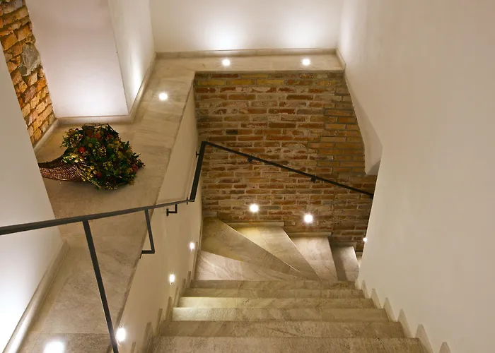 Zámek - Hotel&resort Hotel Ratmerice